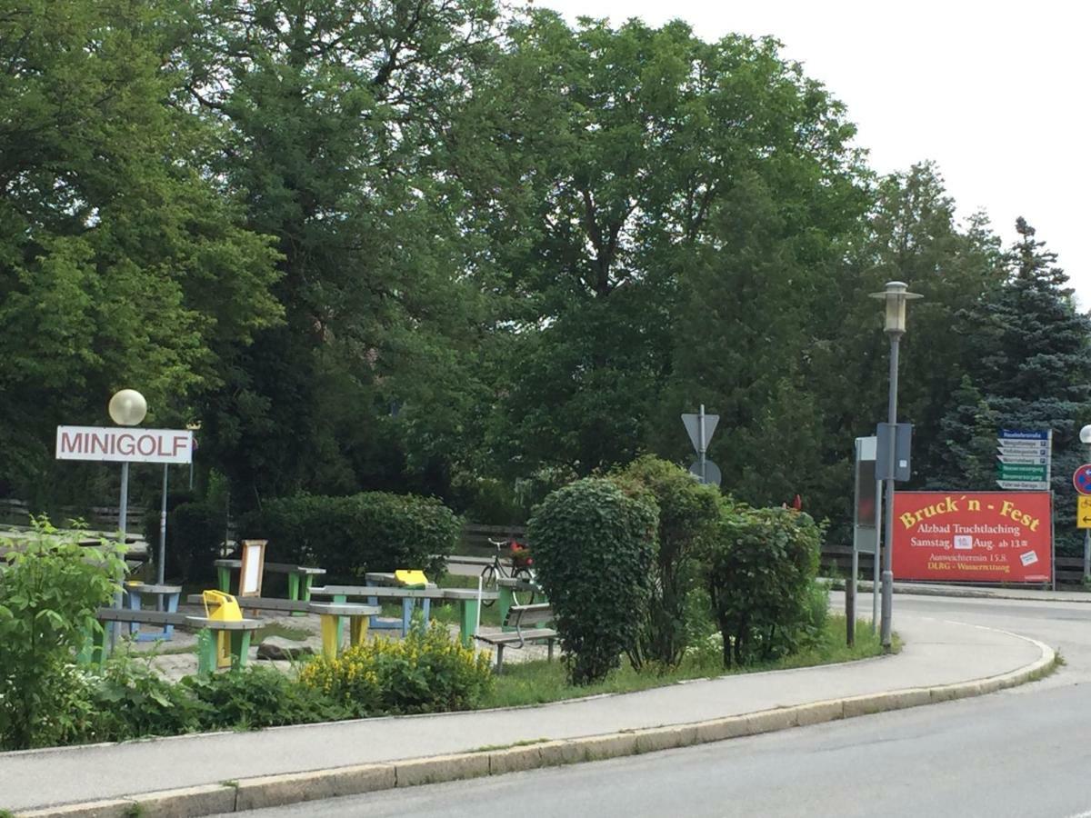 Ferienwohnung Seebruck Am Chiemsee 시온시브루크 외부 사진